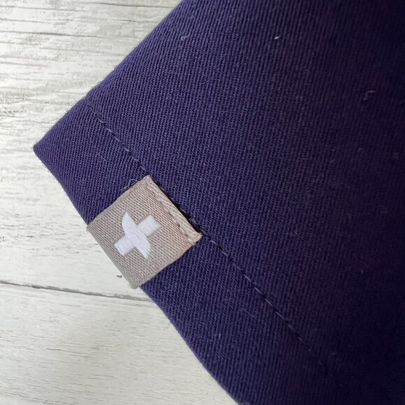 Figs Scrubs Top Womens SZ XS Navy Technical Collections Two Front Pockets Nurse - Picture 11 of 16